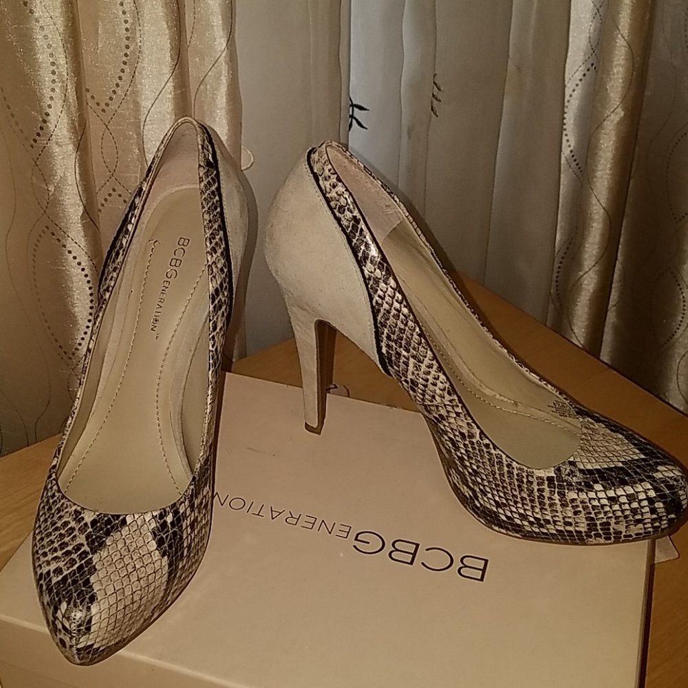 BCBGeneration Paeyton Cashm Women's shoes size 8.5
